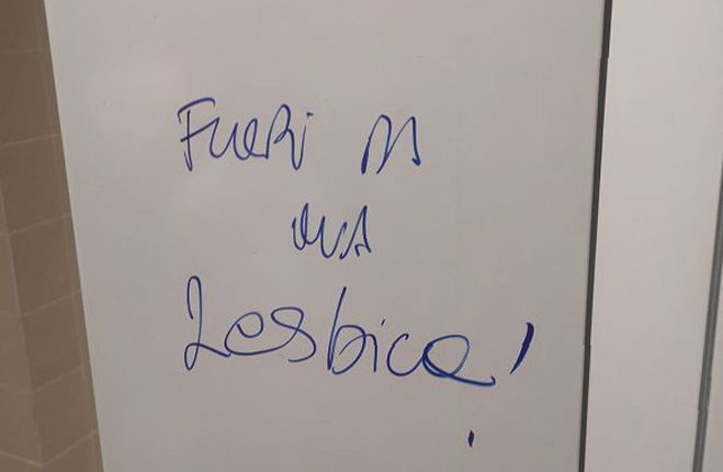 fuori da qua lesbica, scritta omofoba all'ospedale manzoni di Lecco