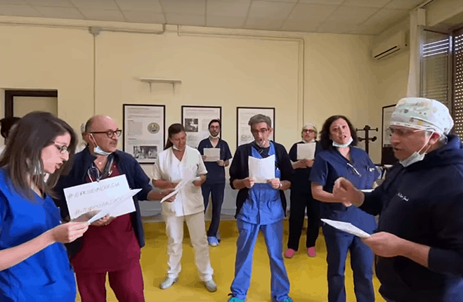 inno dei medici contro il coronavirus il mio canto libero