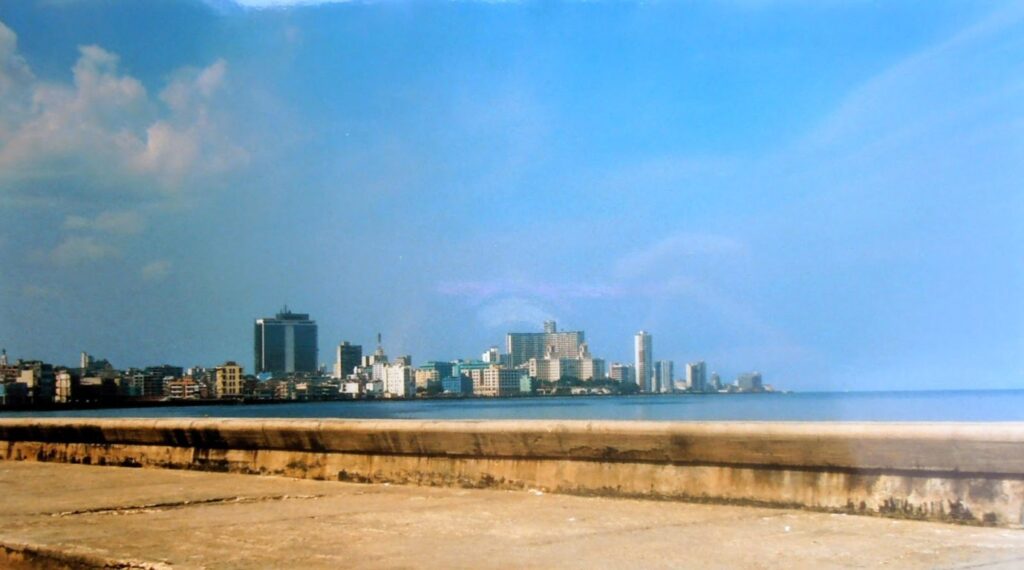 Veduta di un tratto del Malecon, La Habana, Cuba